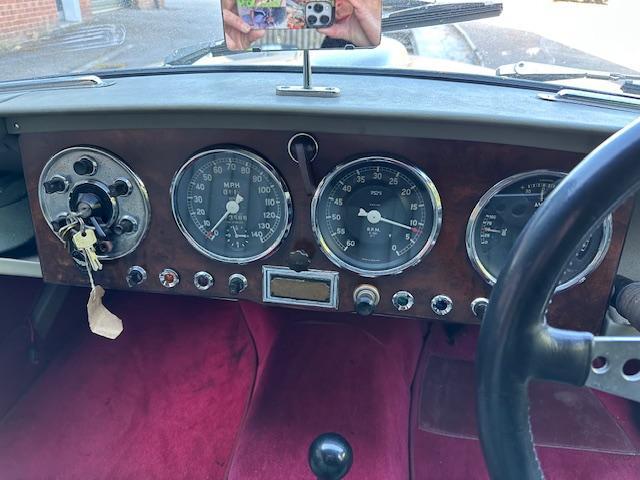 Aston Martin DB2/4