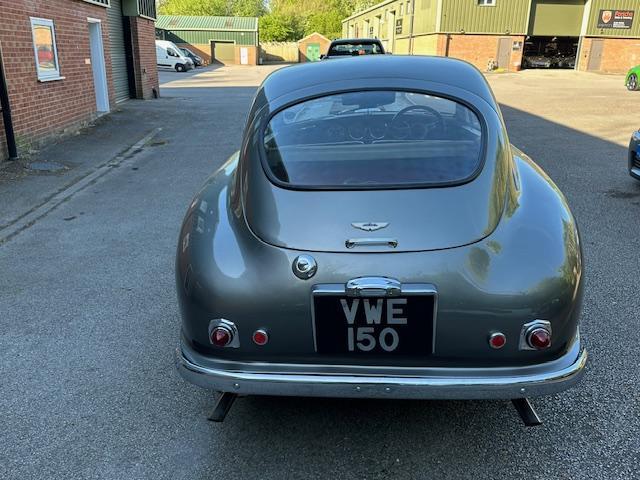 Aston Martin DB2/4