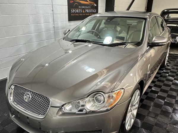 Jaguar XF 3.0d V6 Premium Luxury Saloon 4dr Diesel Auto Euro 5 (240 ps)