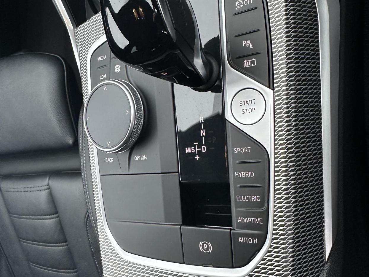 BMW 3 Series 2.0 330e 12kWh M Sport Touring 5dr Petrol Plug-in Hybrid Auto Euro 6 (s/s) (292 ps)